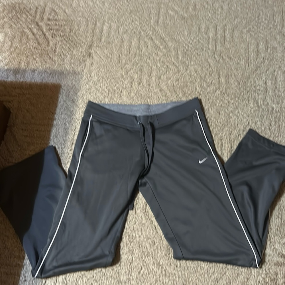 Nike flare legged athletic pants size medium